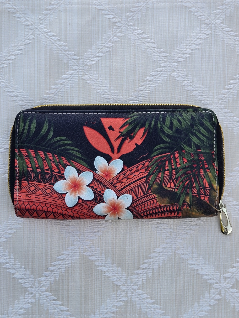 Hawaiian Inspired Tropical Floral Zip-Around Wallet - Black & Red